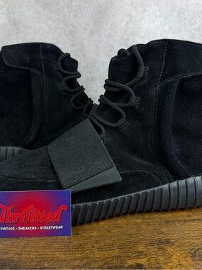 adidas gazelle silver green womens Adidas Black Yeezy 750 Boost Sz9 – ChampCityKickz